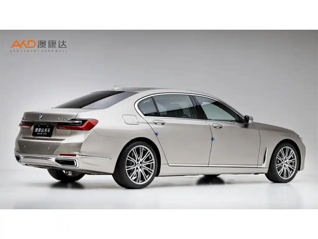 BMW 7 Series 2019 740Li xDrive Executive Luxury Package фото 3