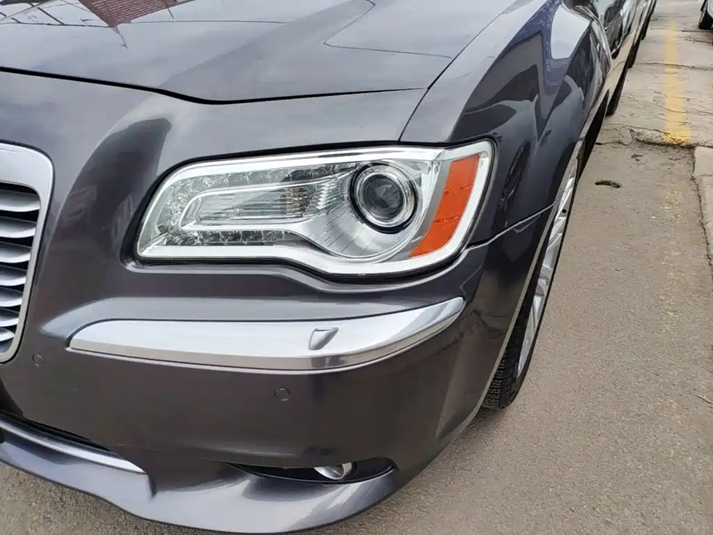 Chrysler 300C (Import) 2014 2014 3.0L Excellence Edition