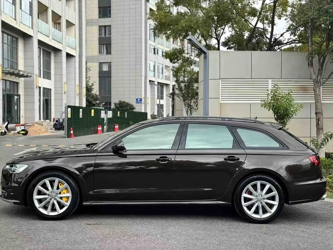 Audi A6 (Import) 2017 3.0T allroad quattro фото 16