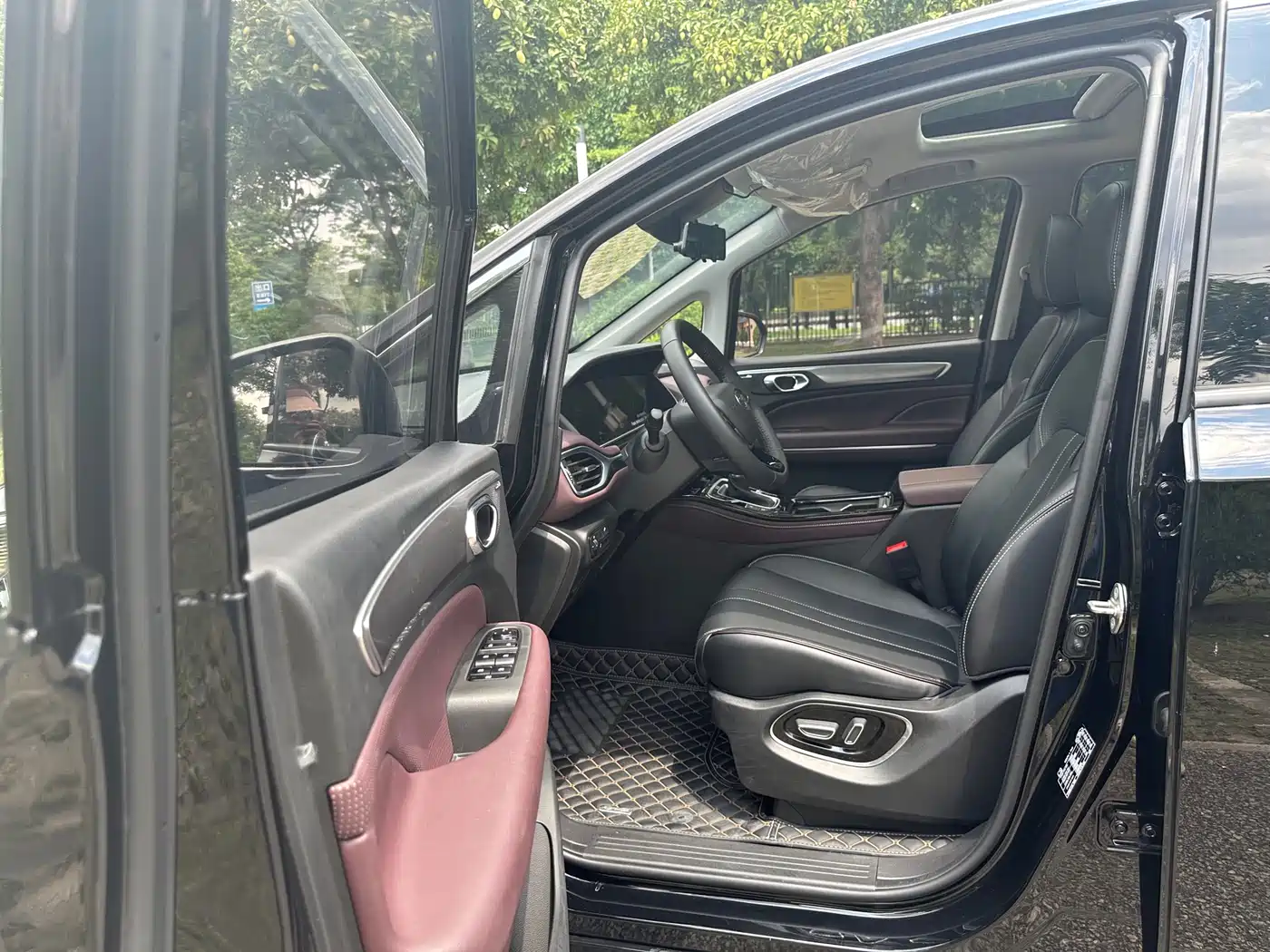 GAC Trumpchi Trumpchi M6 2023 PRO 270T DCT Luxury Edition фото 10