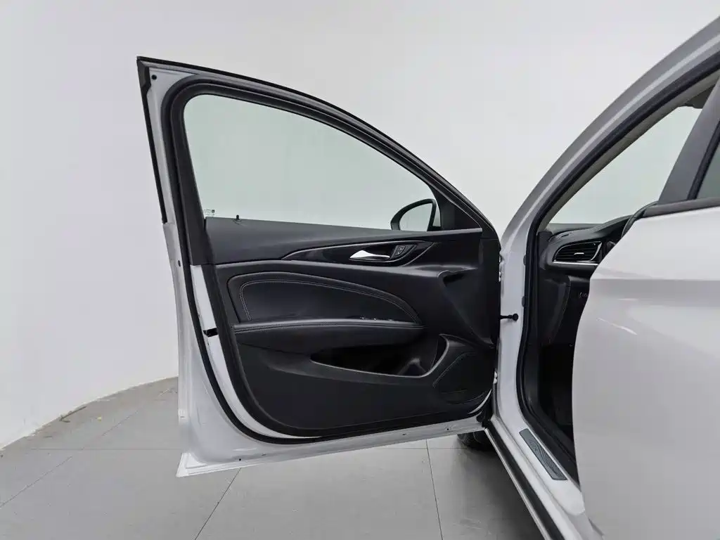 Buick Regal 2025 2024 25T Ultra Comfort Edition