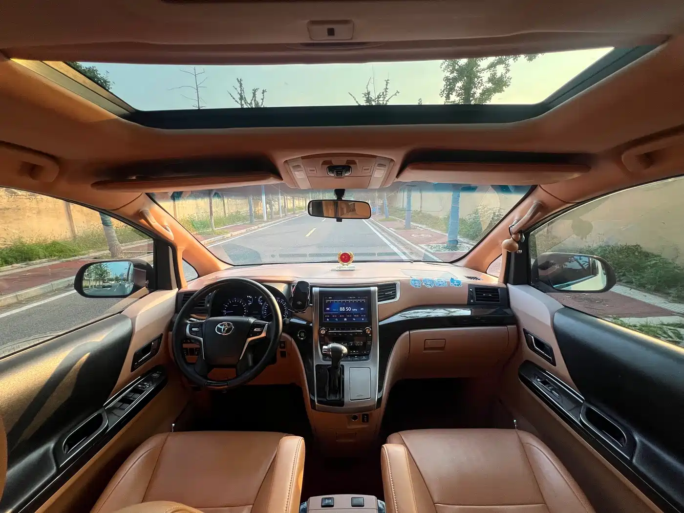 Jiu Long Afei 2019 2018 2.0T DCT Premium