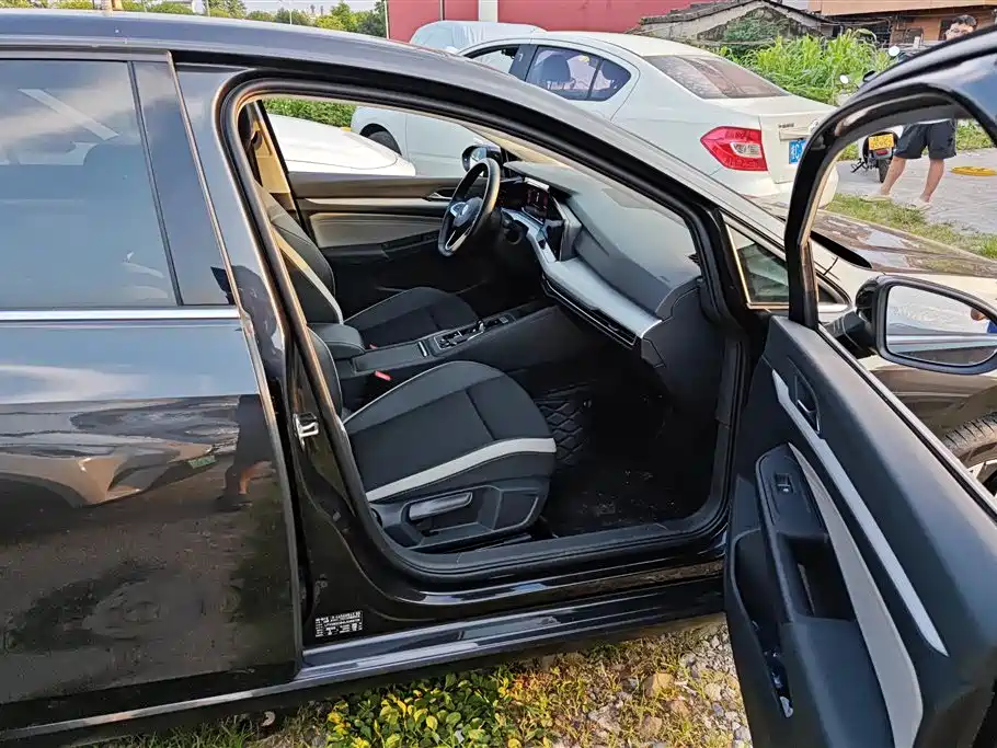 Volkswagen Golf 2021 280TSI DSG Pro фото 8