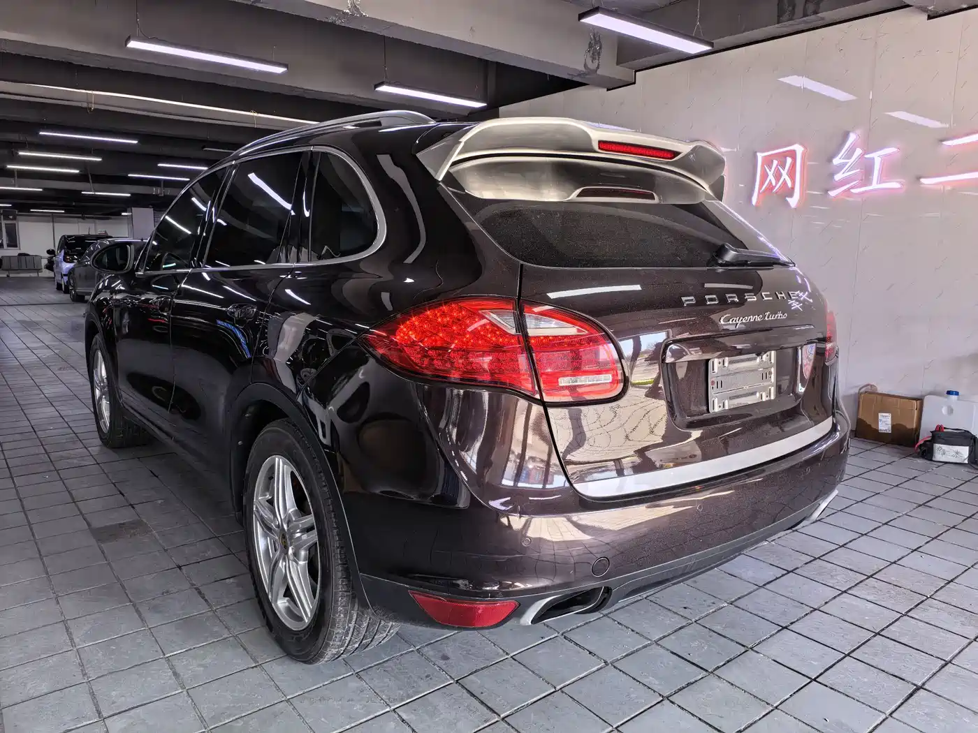 Porsche Cayenne 2014 Cayenne Platinum Edition 3.0T фото 13