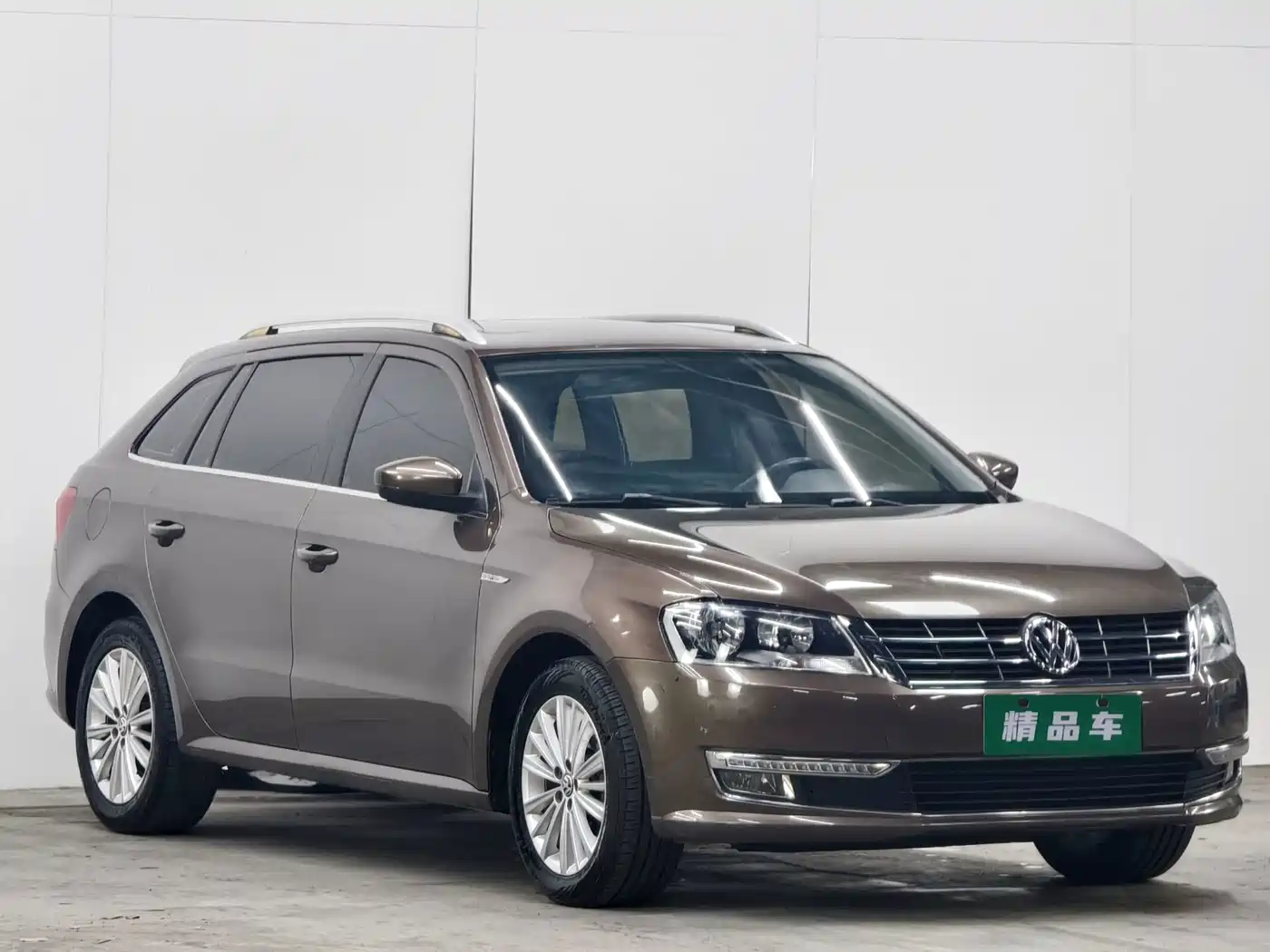 Photo 3 - Volkswagen Lavida Tour