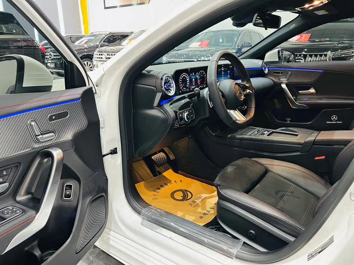 Mercedes-Benz A-Class 2025 A 200 L Fashion Edition фото 4