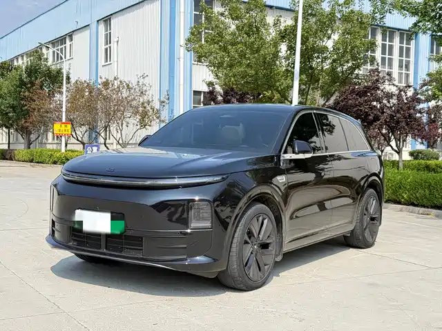 Li Auto L6 2024