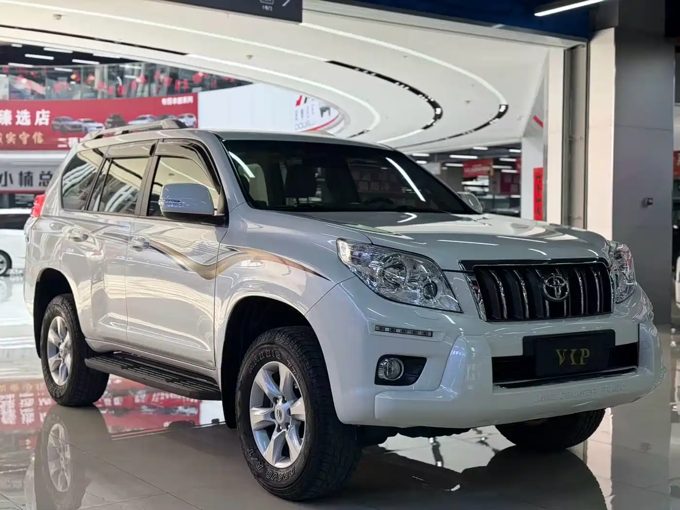 Toyota Prado (Import) 2010 2.7L Auto Luxury фото 3