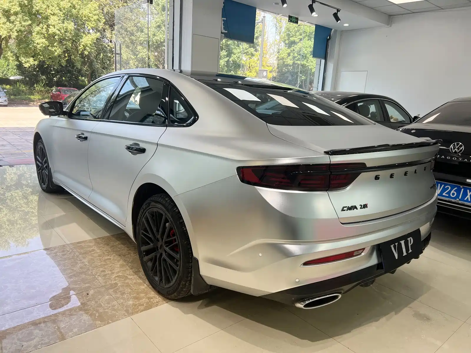 Фото 3 - Geely Preface