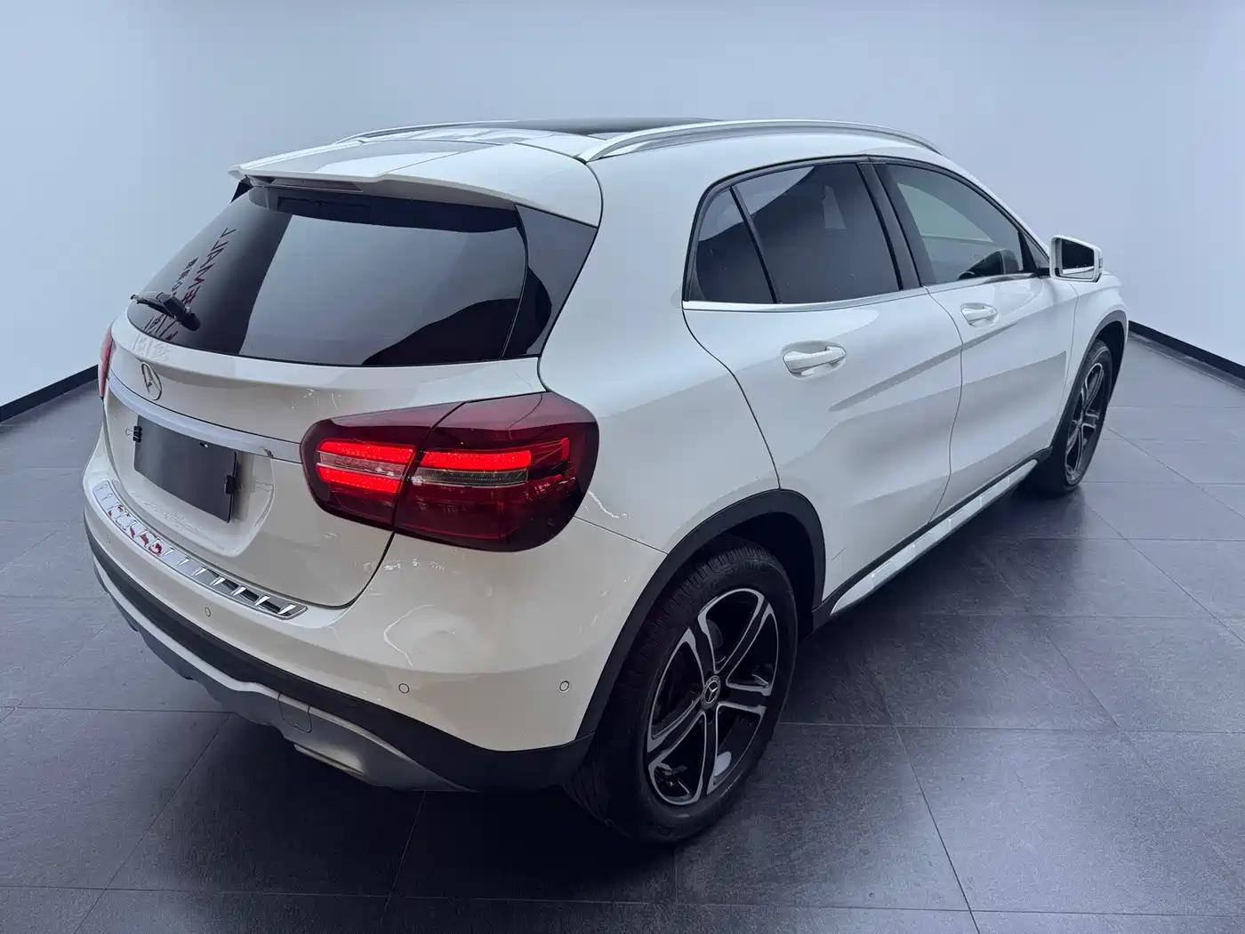 Mercedes-Benz GLA 2018 GLA 200 Fashion фото 3