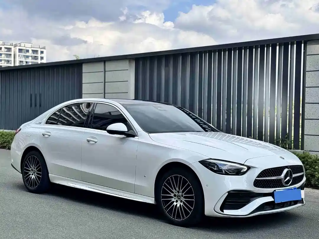 Mercedes-Benz C-Class 2024 C 260 L Sport фото 3