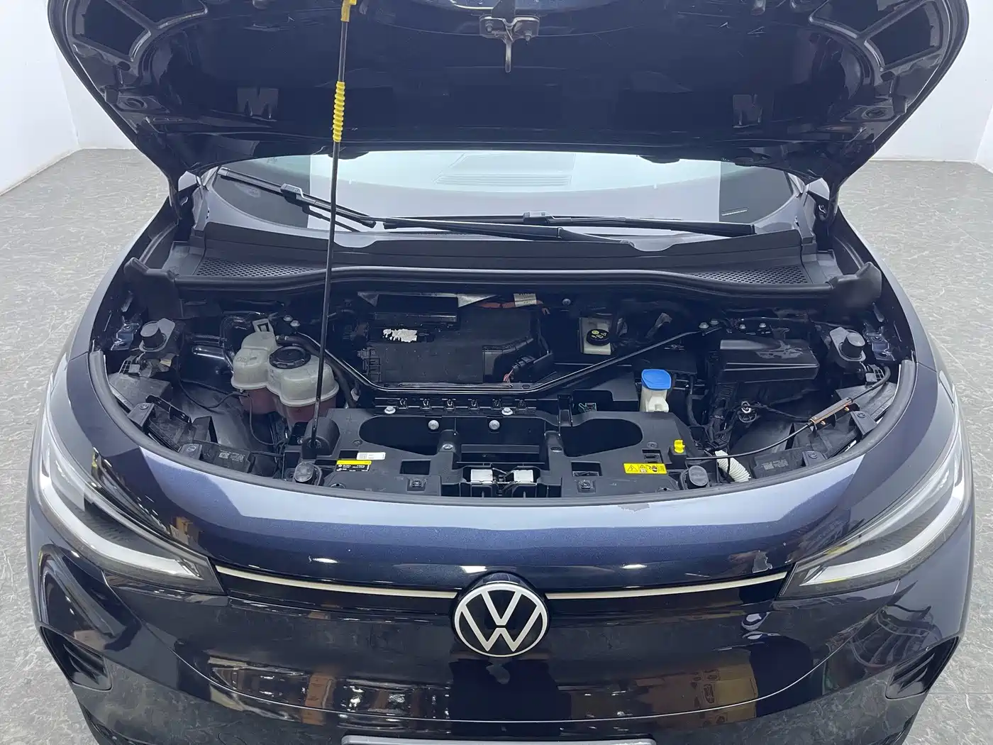 صورة 17 - Volkswagen ID.4 CROZZ
