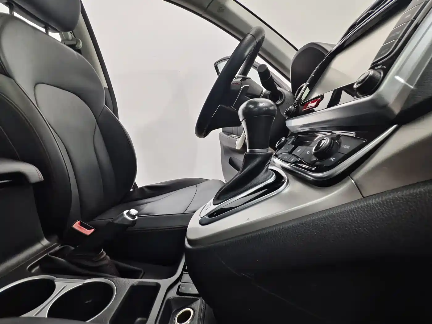 Photo 15 - Haval H6