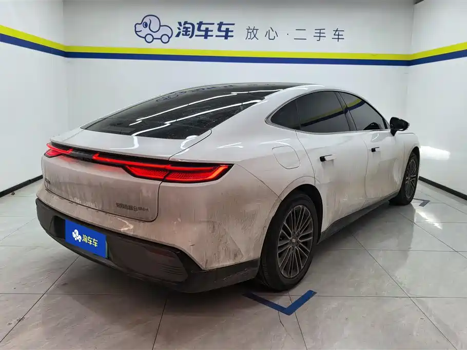 GEELY GALAXY GALAXY SPARKLE 8