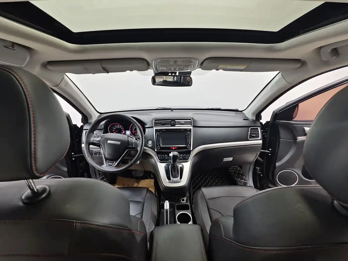 Photo 10 - Haval H6