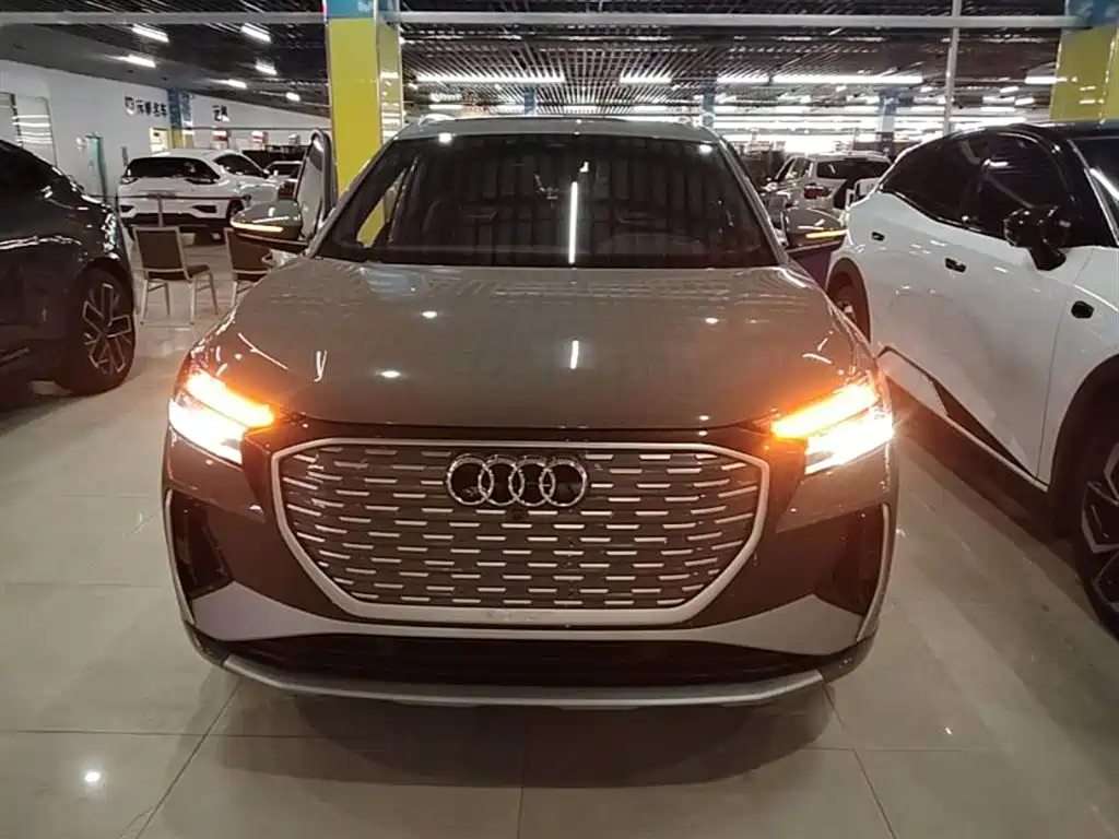 Audi Q4 e-tron 2024 40 e-tron Creation Edition фото 3