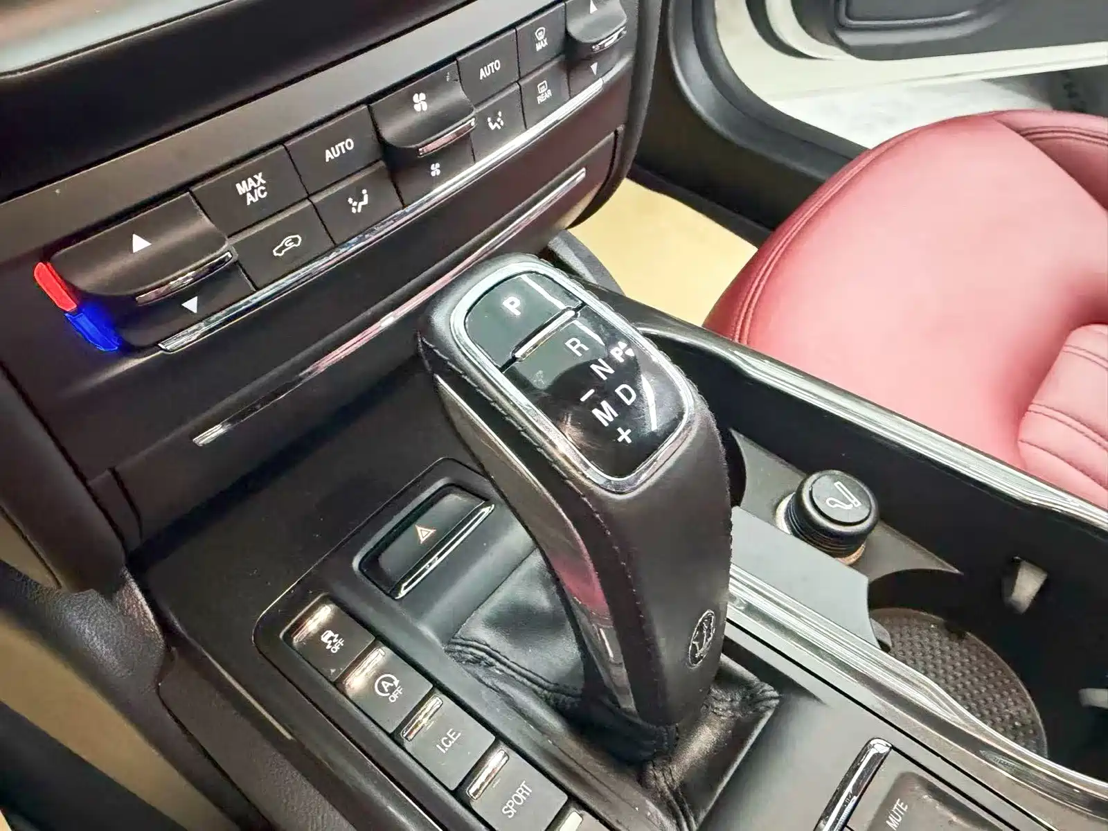 صورة 11 - Maserati Ghibli