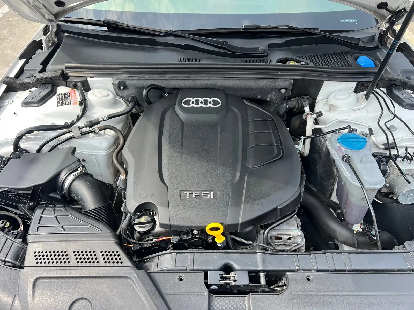 Фото 26 - Audi A4L