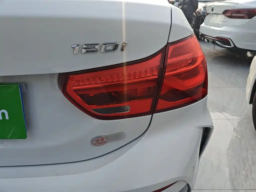 BMW 1 Series 2020 Model 120i M Sport Package фото 23