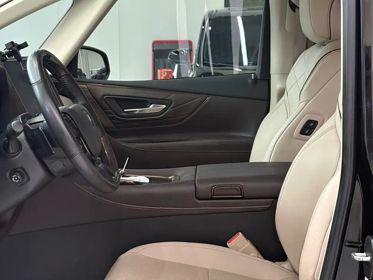 Toyota Vellfire 2025 2024 Crown Hybrid 2.5L Executive Premium Edition