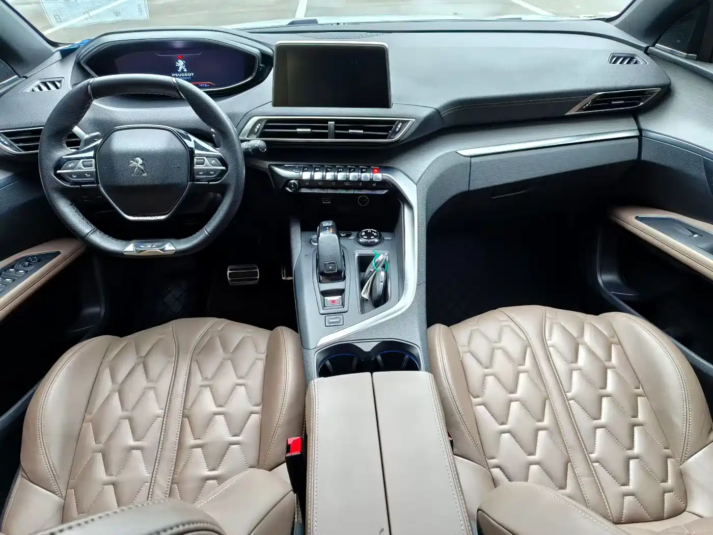 Peugeot 5008 2017 380THP 7-Seater Luxury GT Edition фото 6