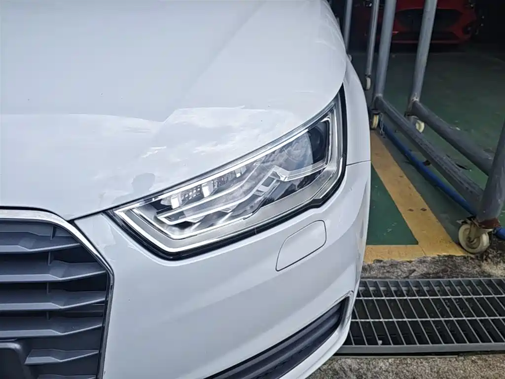 Audi A1 2016 30 TFSI Sportback Design Style Edition фото 24