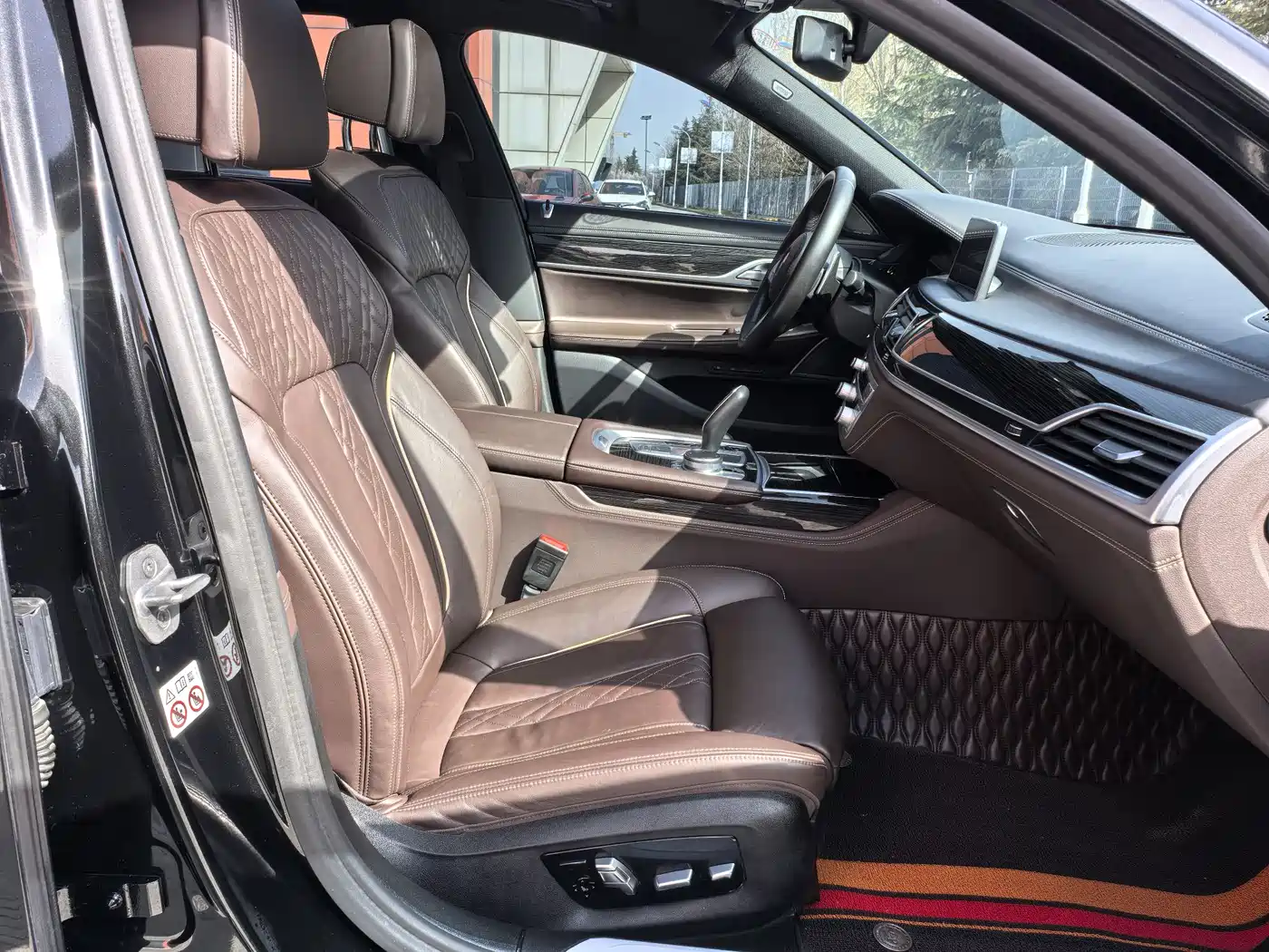 BMW 7 Series 2019 Facelift 730Li M Sport Package фото 8
