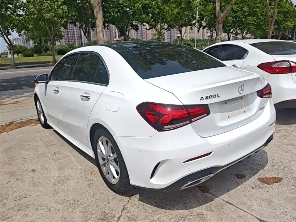 Mercedes-Benz A-Class 2022 Facelift A 200 L Sport Sedan Dynamic фото 5