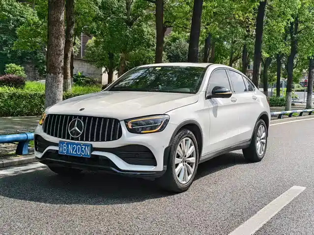 Mercedes-Benz GLC Coupe 2020 GLC 260 4MATIC Coupe SUV