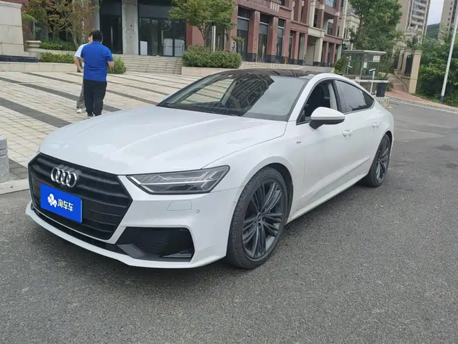 Audi A7 2023 Model 45 TFSI Premium Selection Edition