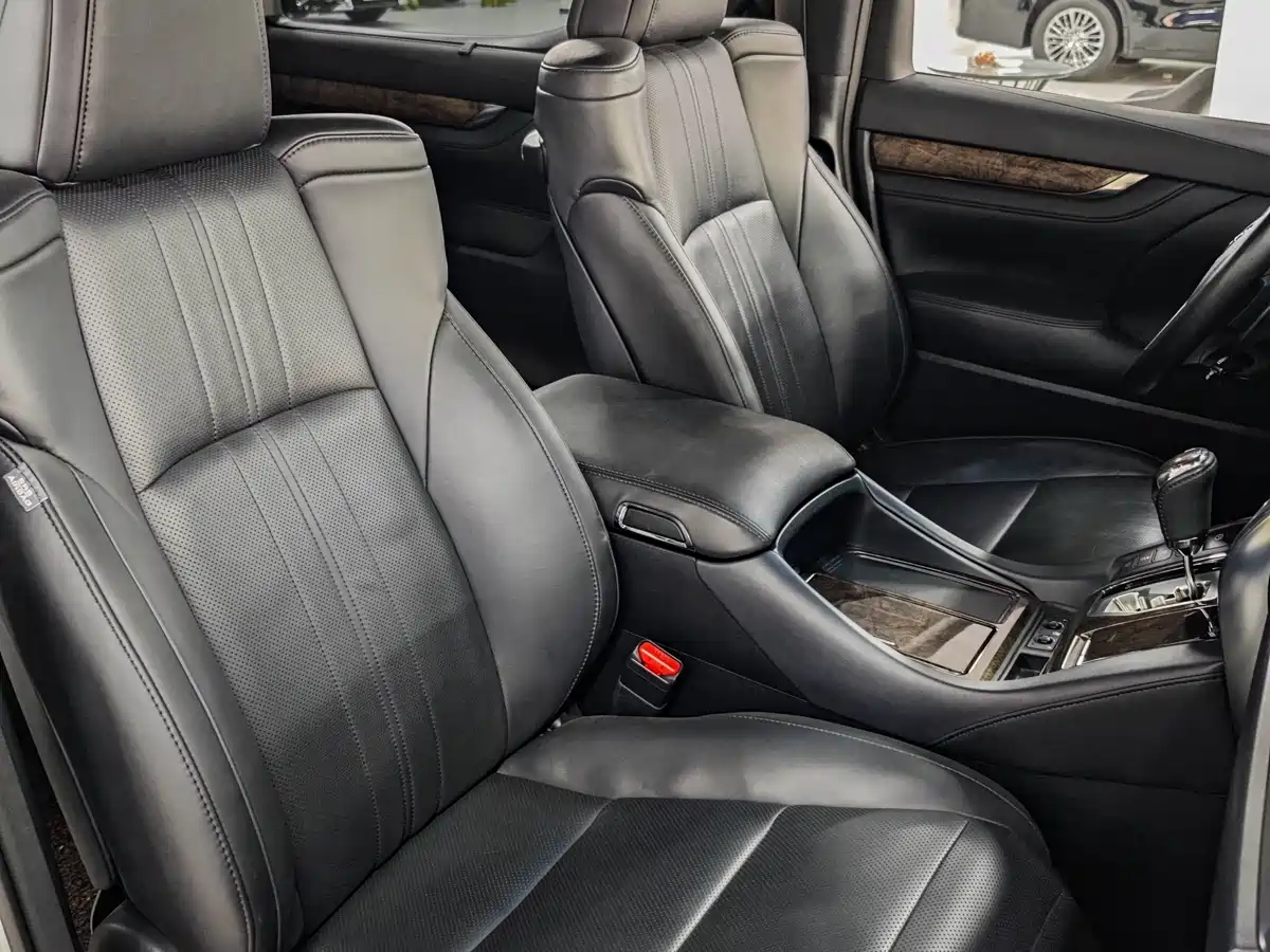 Toyota Alphard 2021 Hybrid 2.5L Premium фото 8