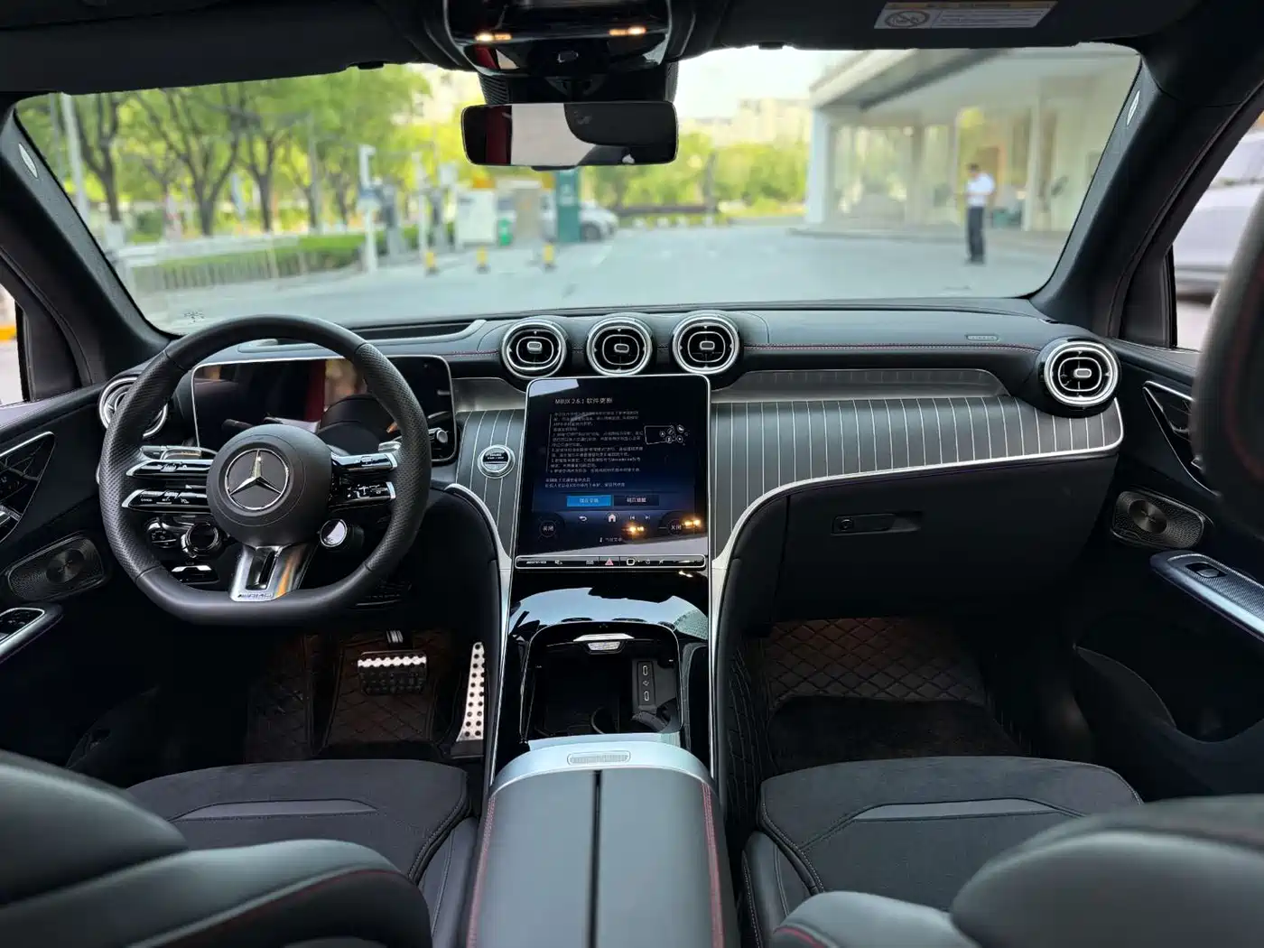 Mercedes-Benz GLC AMG 2024 AMG GLC 43 4MATIC фото 12