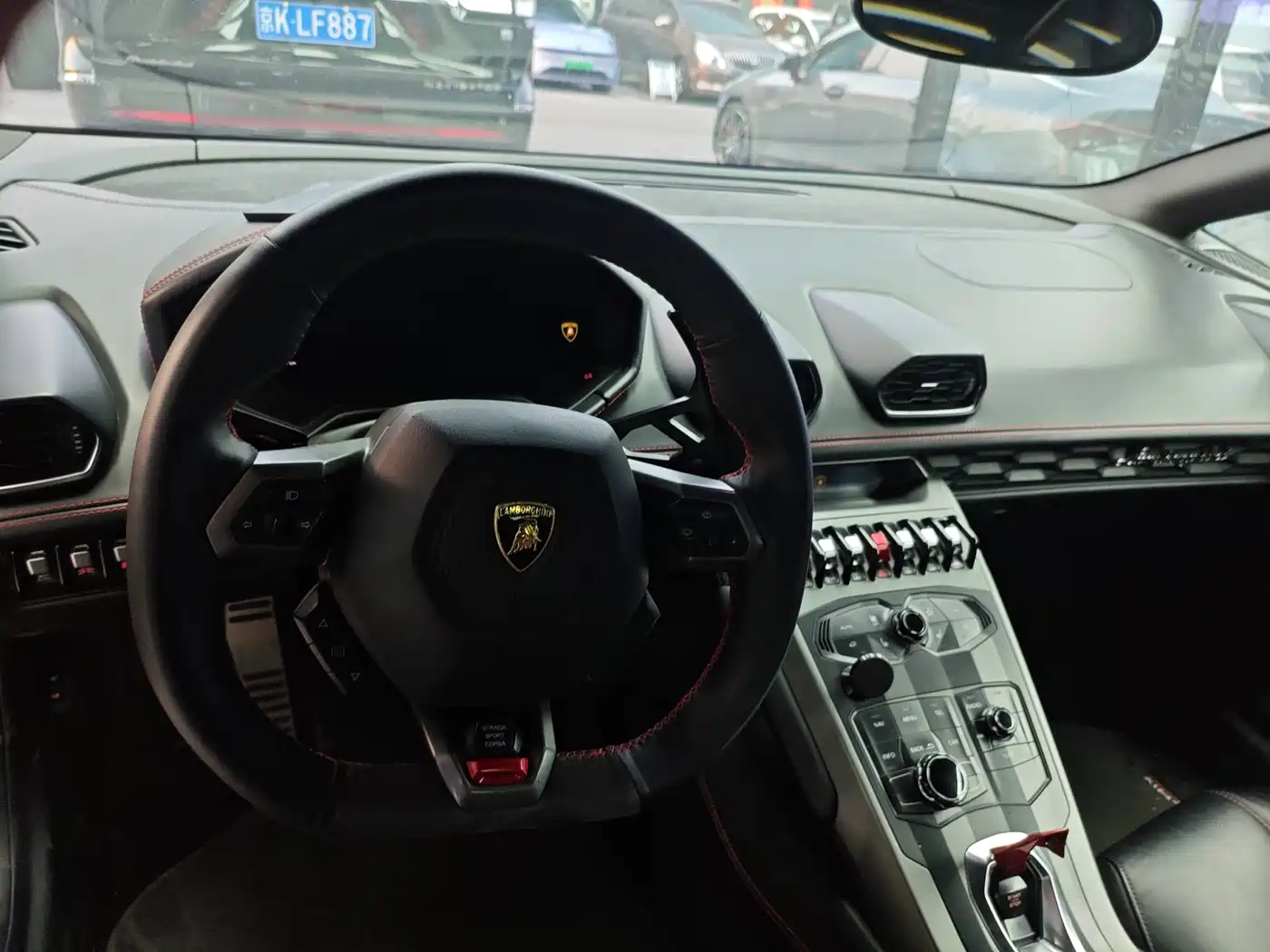 Lamborghini Huracán 2016 LP 600-4 Limited Edition фото 3