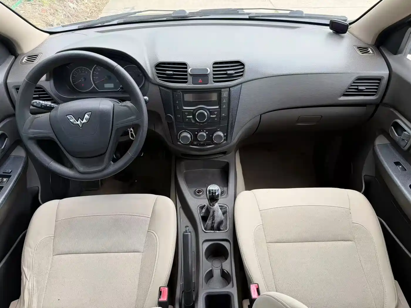 Фото 6 - Wuling Motors Wuling Hongguang