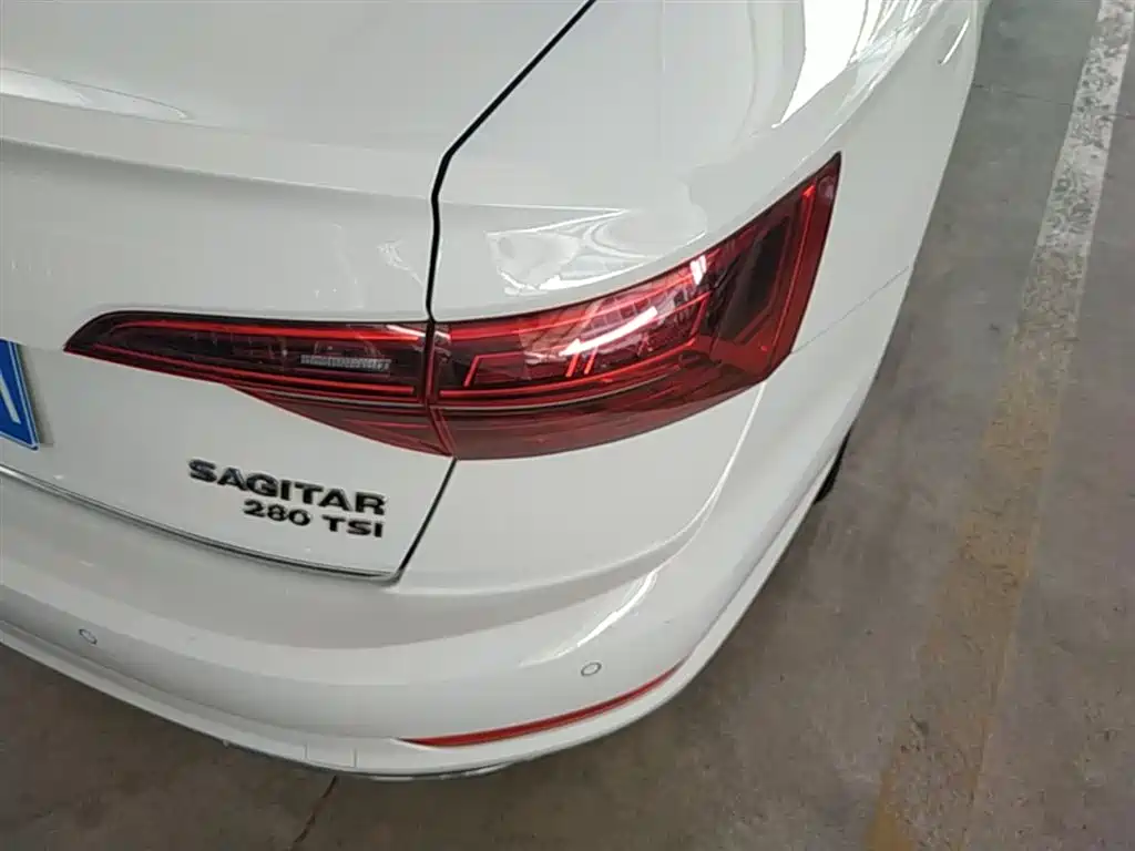 Volkswagen Sagitar 2019 280TSI DSG Luxury Edition China VI фото 24