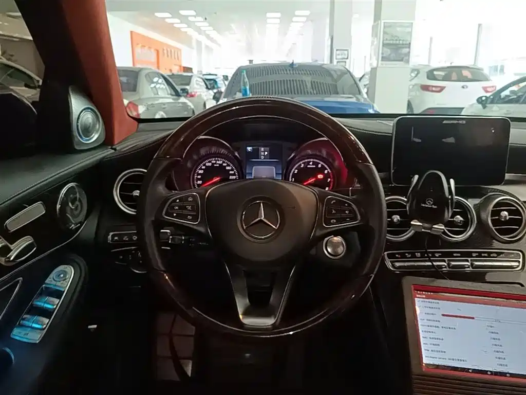 Mercedes-Benz GLC 2017 GLC 260 4MATIC Luxury фото 11