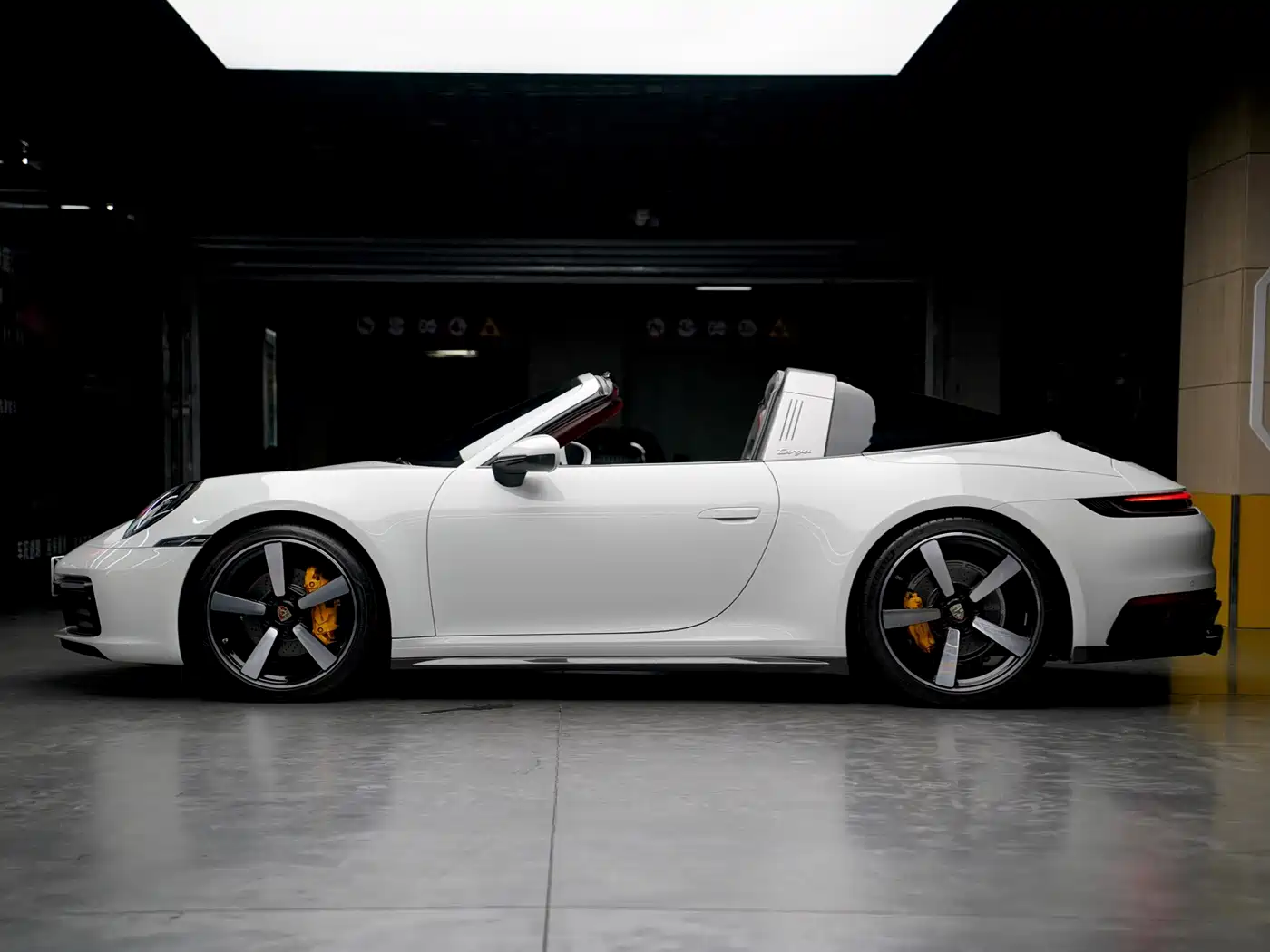 Porsche 911 2020 Targa 4 3.0T фото 3