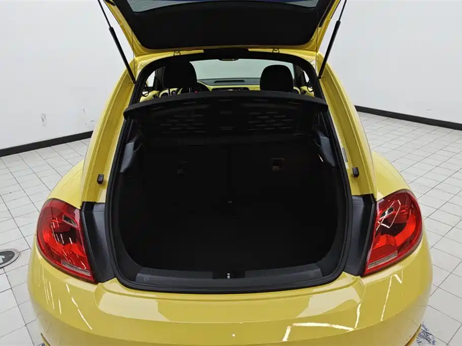 Volkswagen Beetle 2014 1.2TSI Fashion Edition фото 4