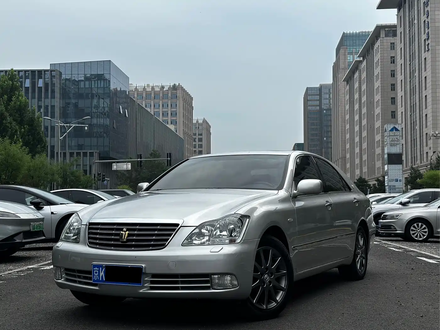 Toyota Crown 2009 2.5L Royal Special Navigation Edition фото 2