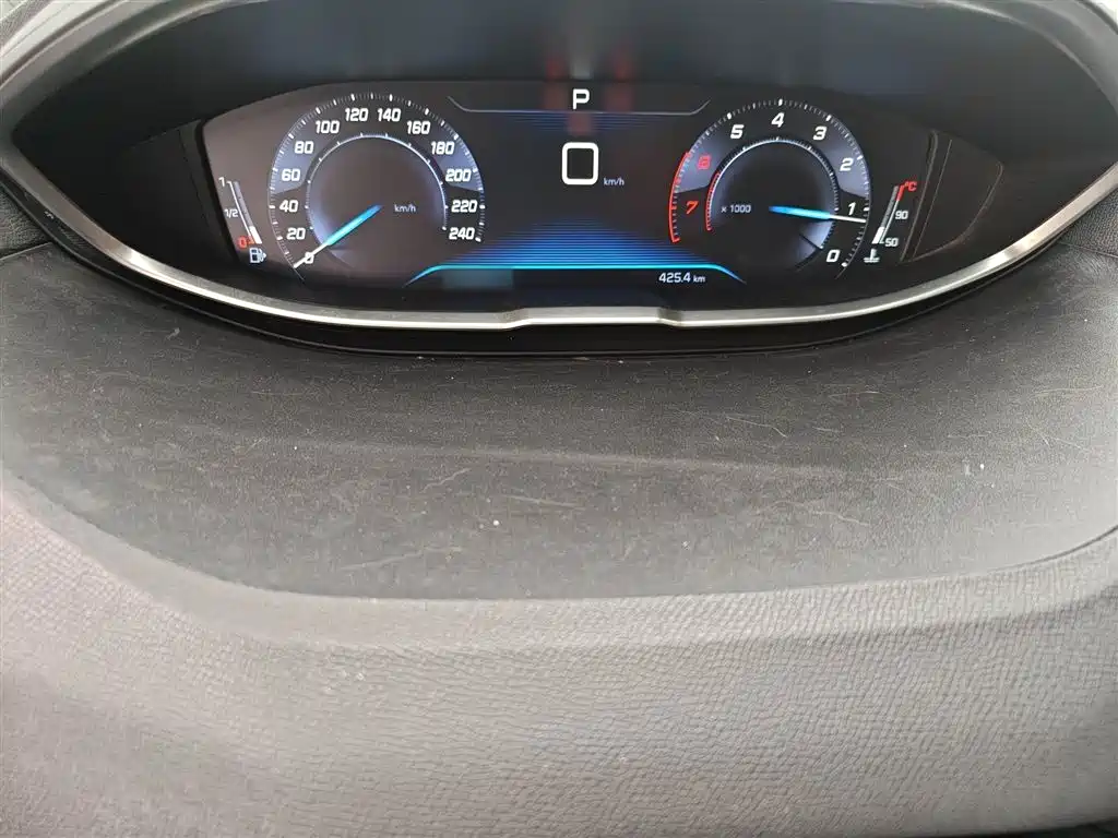 Peugeot 5008 2017 380THP 7-seat Elite Edition фото 4