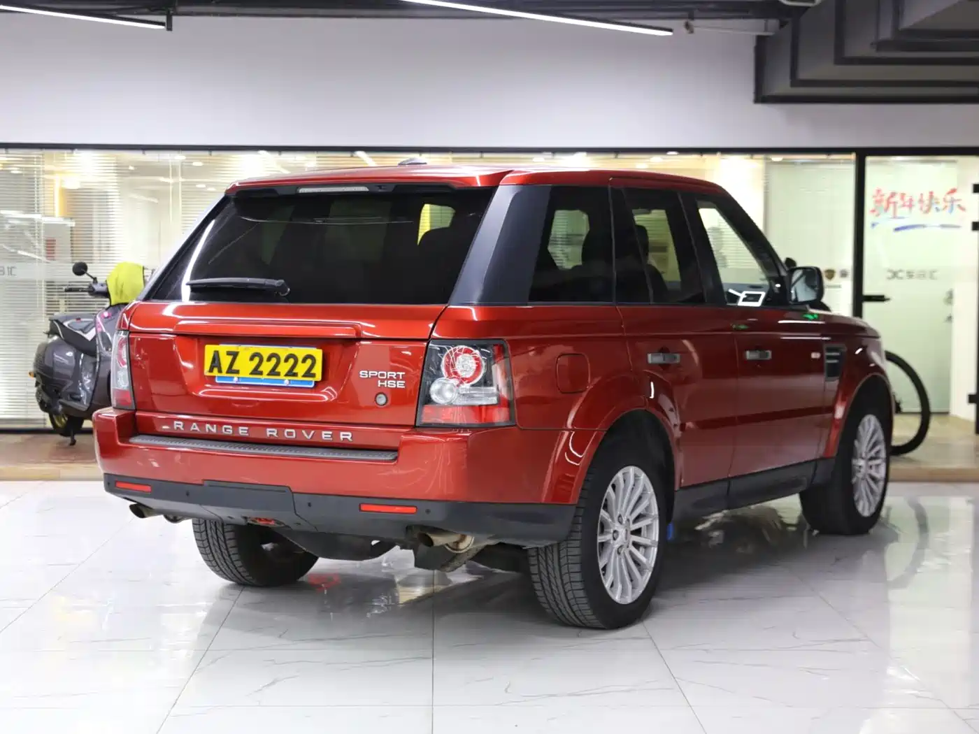 Land Rover Range Rover Sport 2010 5.0 NA V8 HSE фото 5