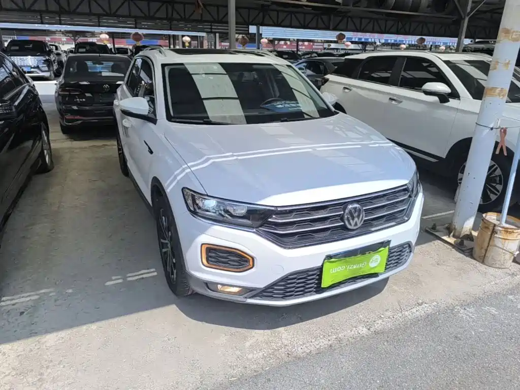 صورة 4 - Volkswagen T-ROC