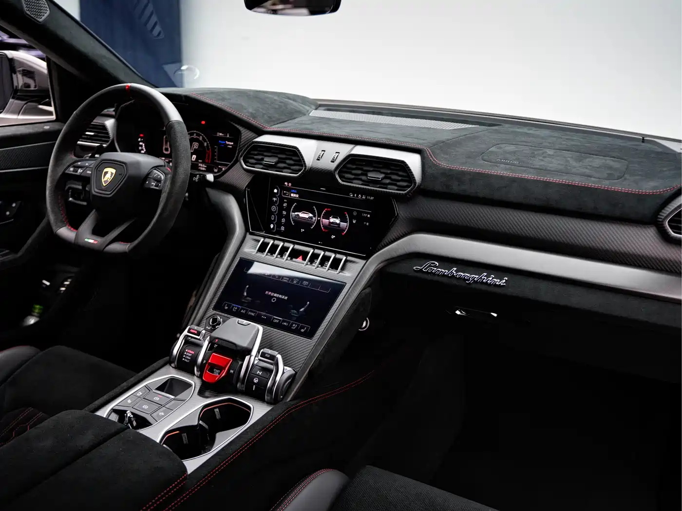 Lamborghini Urus 2022 4.0T V8 Performante фото 29