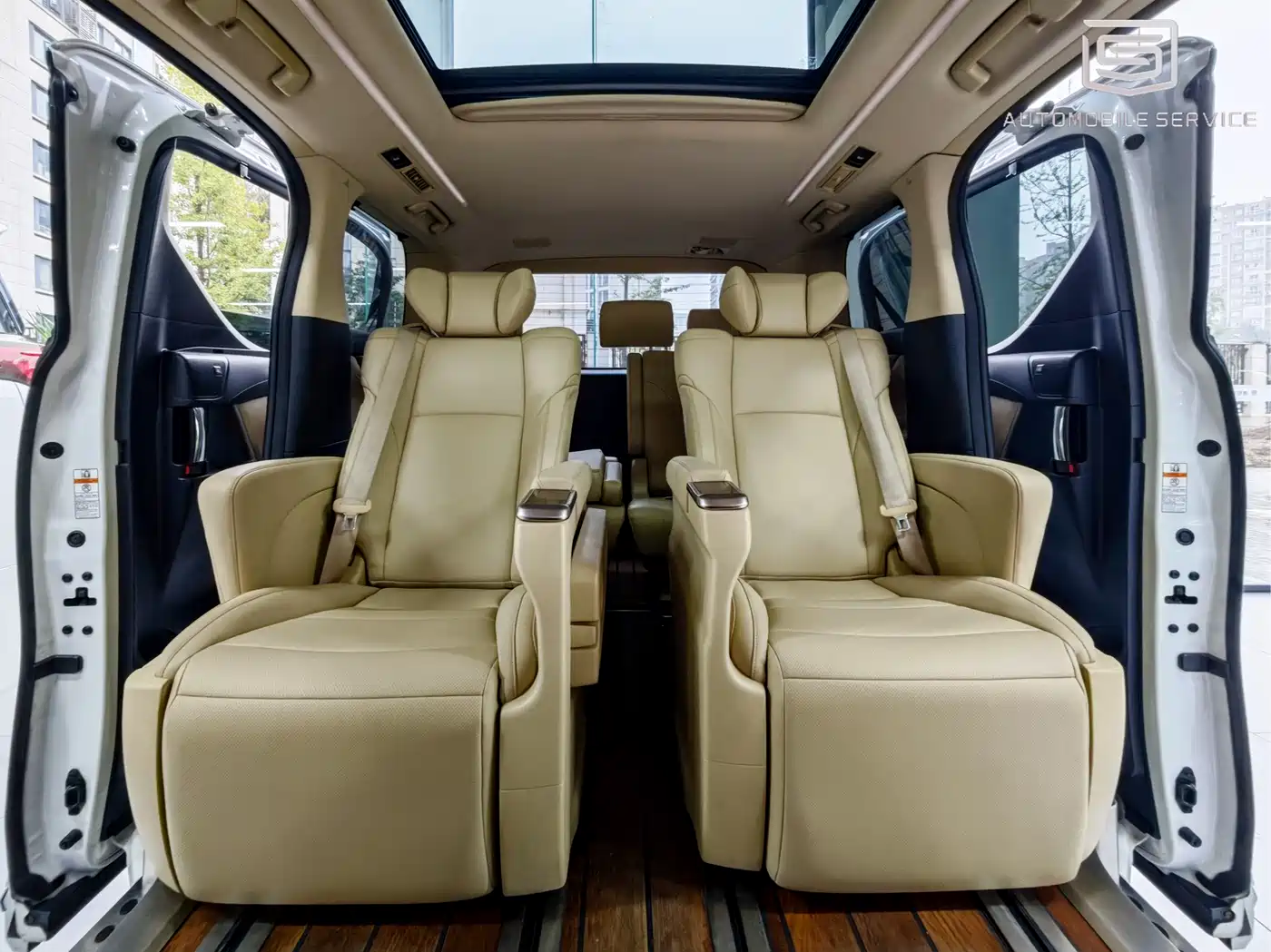 Toyota Alphard 2015 3.5L Luxury Edition фото 9