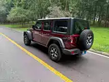 Фото 4 - Jeep Wrangler