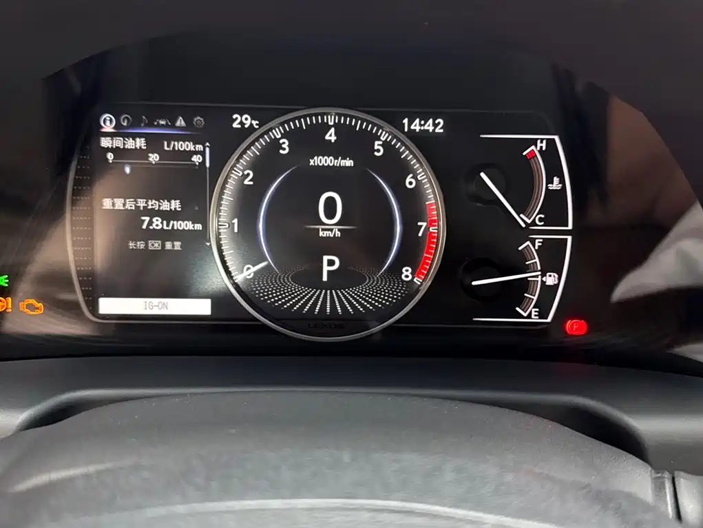 Lexus ES 2023 200 Excellence Edition фото 5