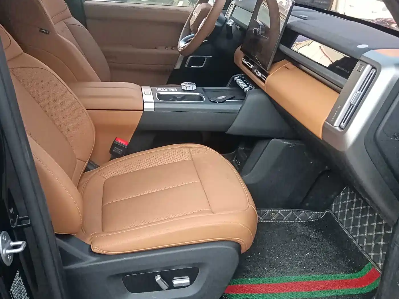 iCAR V27 2026 2026 200KM AWD Falcon 500