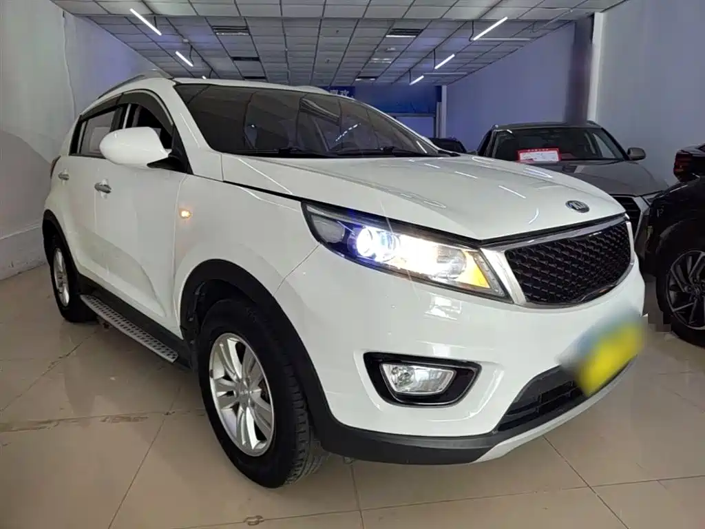 Kia Sportage 2016 2.0L Automatic 2WD GL фото 4