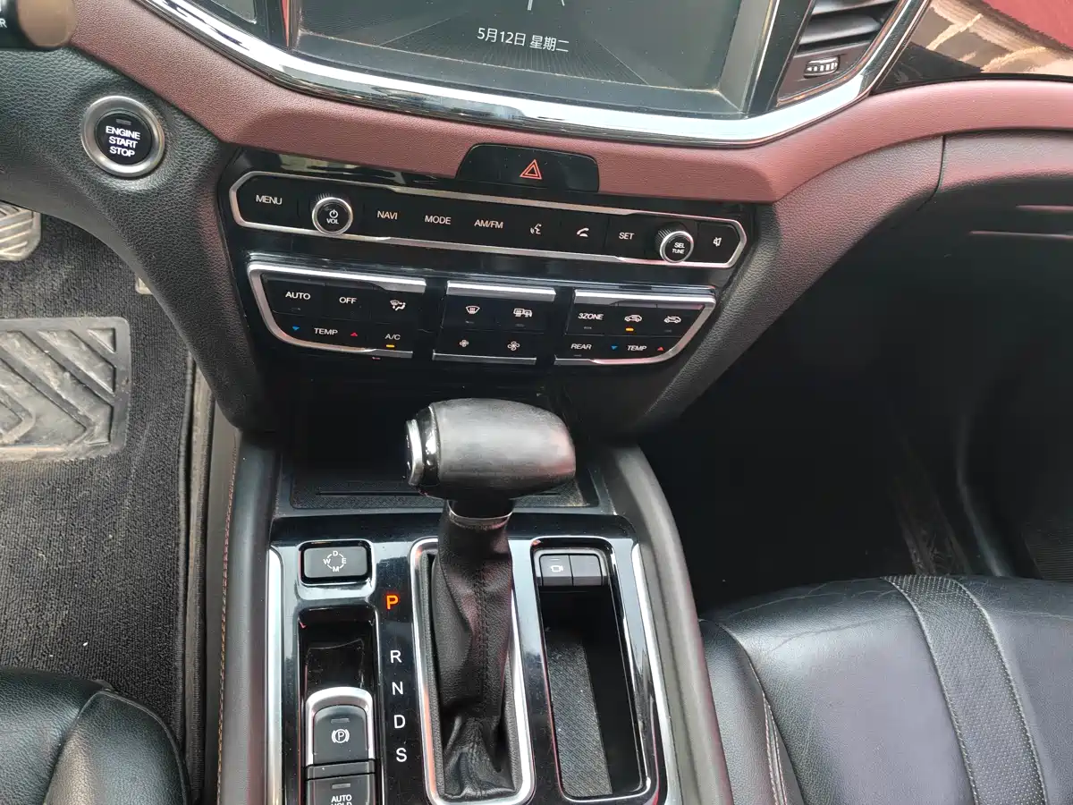 GAC Trumpchi Trumpchi GS8 2017 320T 2WD Luxury Smart Connect (7-seater) фото 7