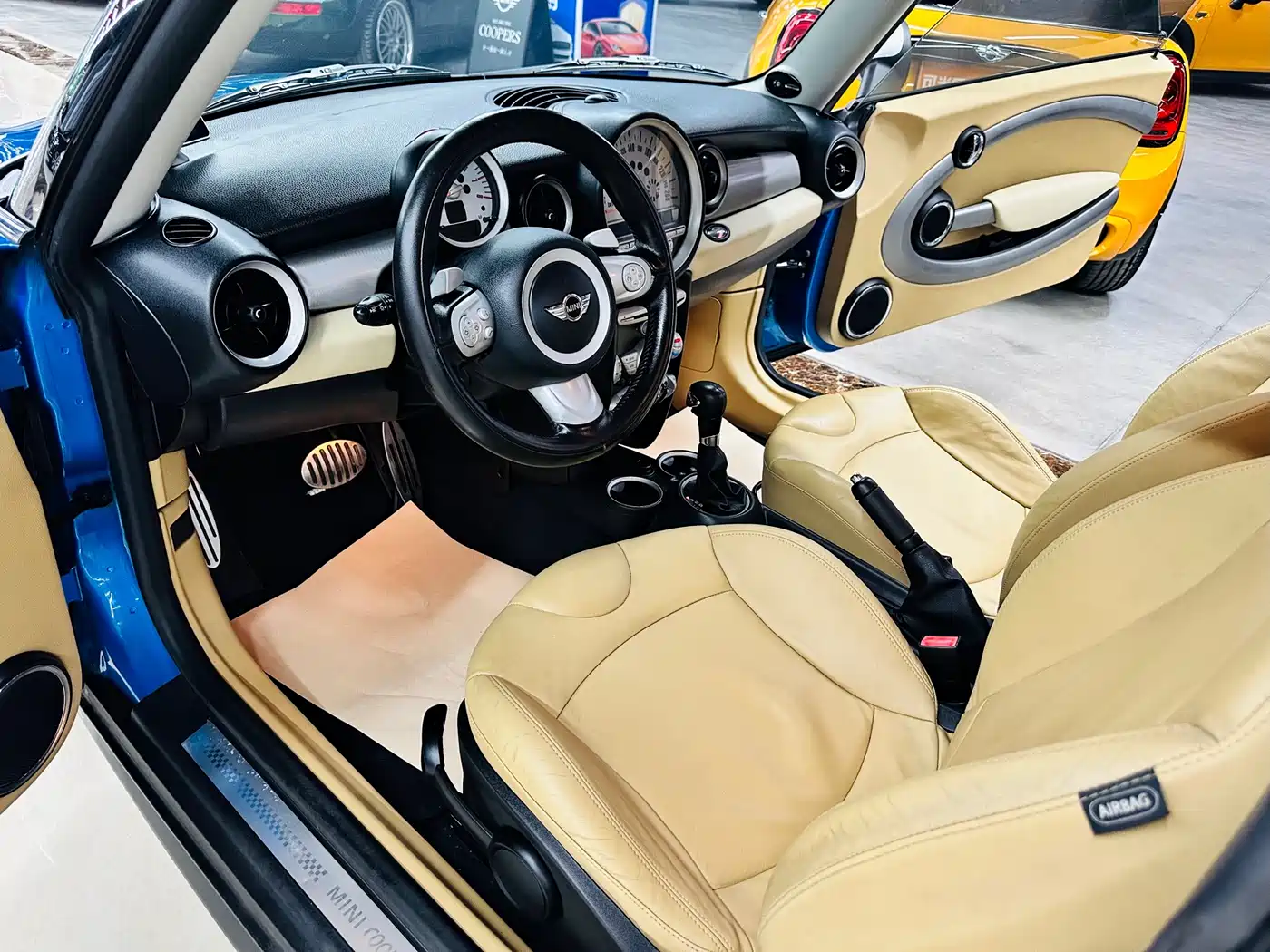 Фото 23 - MINI CLUBMAN